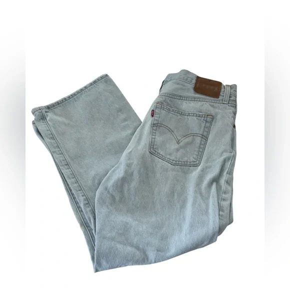 🔥Levi’s Ribcage Straight Ankle Jeans | Size 31 | Light Wash Distressed - Picture 4 of 11